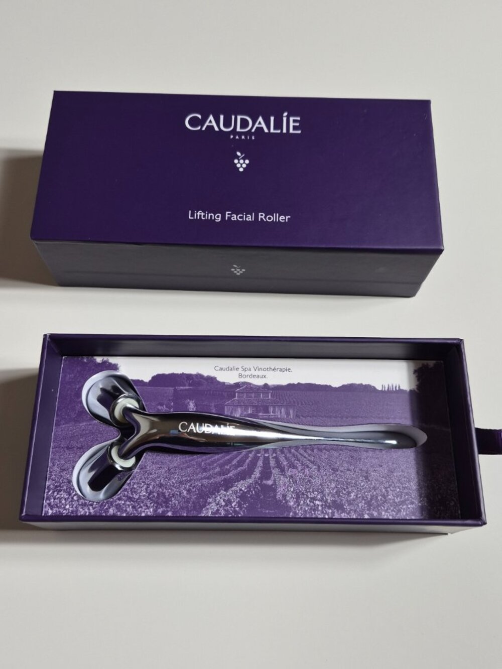 Caudalie Paris Lifting Facial Roller Dual Head Face Massager Skincare Tool Boxed